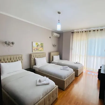 Отель Prince 4*